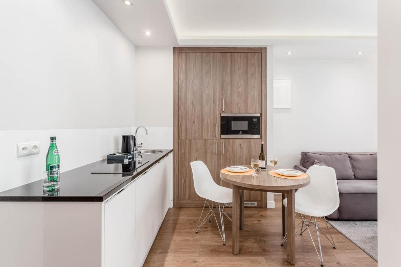 Rent Like Home - Oxygen Wronia 45 II Varşovia Exterior foto