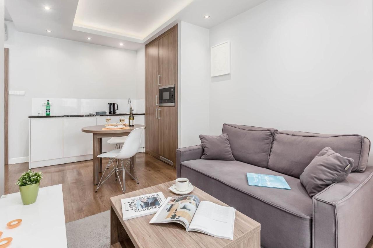 Rent Like Home - Oxygen Wronia 45 II Varşovia Exterior foto