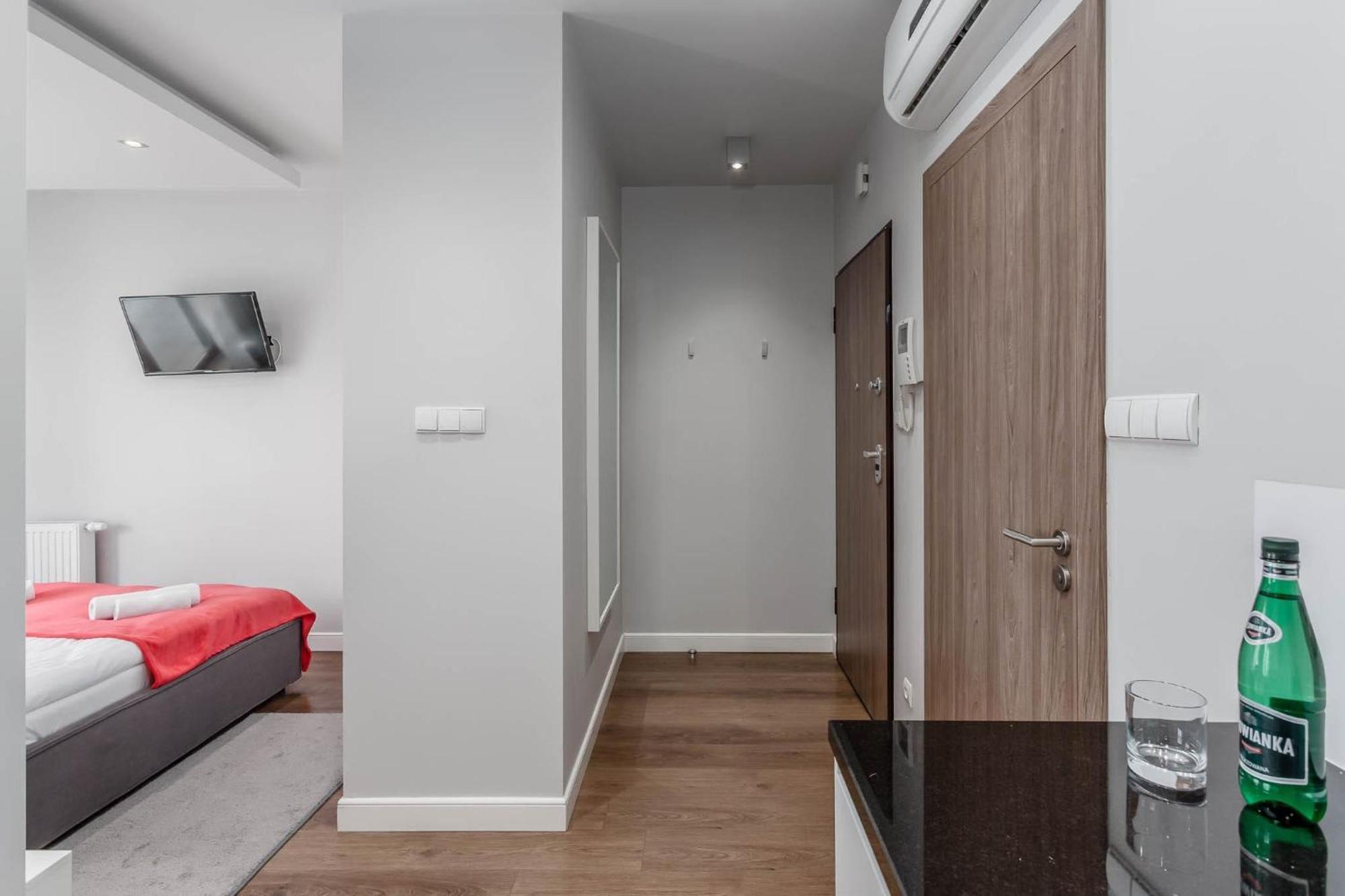 Rent Like Home - Oxygen Wronia 45 II Varşovia Exterior foto